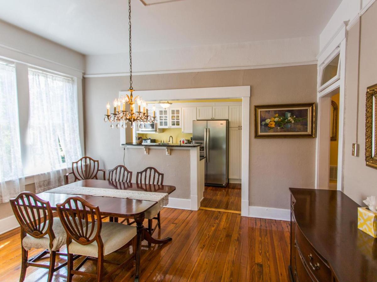 Linda'S On Lincoln Apartment Савана Екстериор снимка